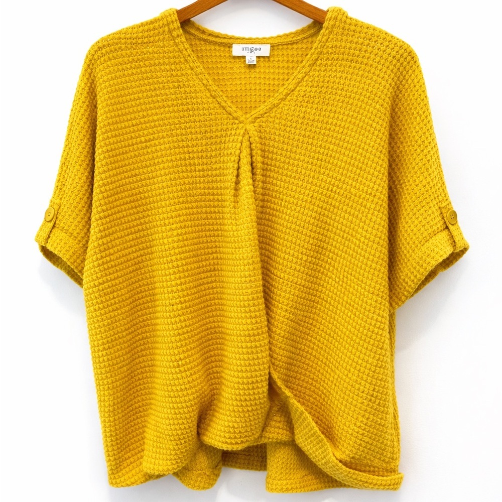 Umgee Mustard Waffle Knit Top V Neck Boho Short Sleeve Button Tab M - Picture 2 of 7